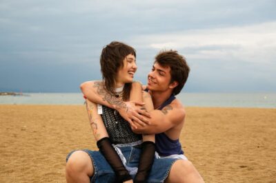 Barcelona: Photographic Madness at Barceloneta Beach - Meeting at Desigual: the easy start before the photos