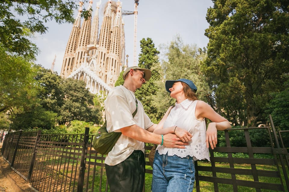 Barcelona: Photographic Madness at the Sagrada Familia - The Session Plan: From “Meet” to Photo Stop and Back Again