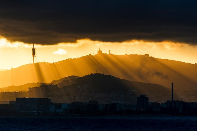 Barcelona Photography Masterclass - Private Photography Lesson - Night picture stops: better technique for night and night street shots