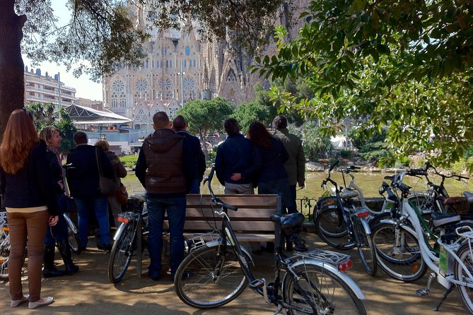Barcelona Private Bike Tour - Barceloneta finish: sea air and the old fisherman feel