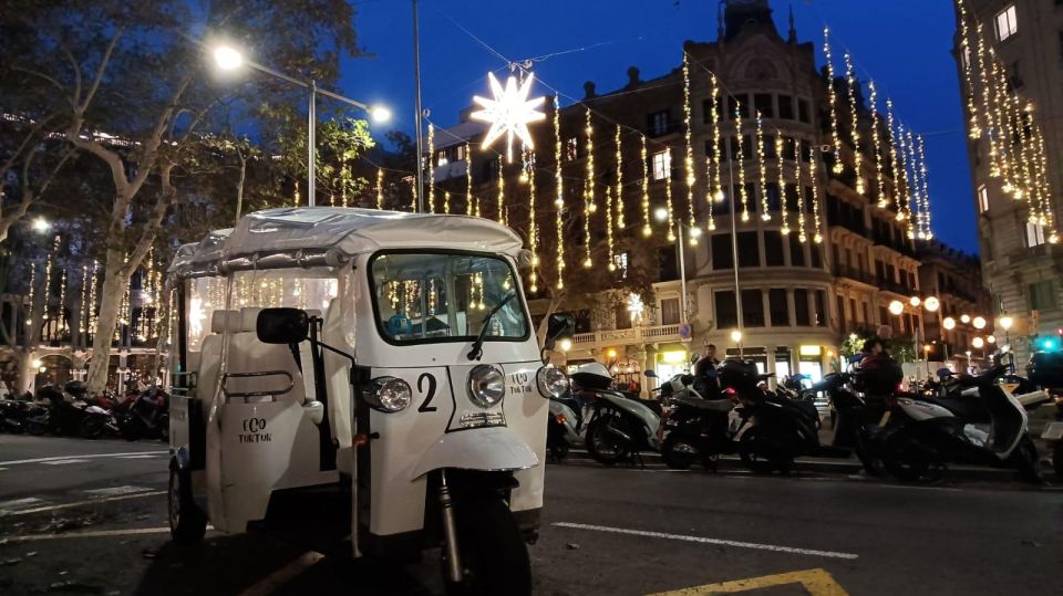 Barcelona: Private Christmas Lights Tour by Eco Tuk Tuk - Who This Tour Is For (and Who Should Skip It)