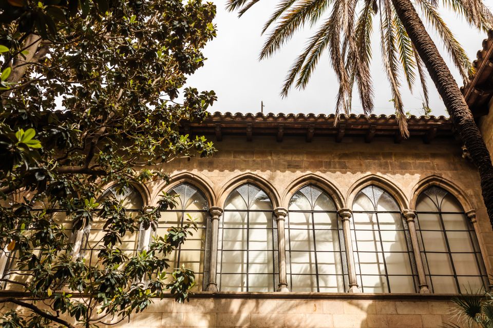 Barcelona: Private Custom Tour with a Local – Icons & Gems - Walking the Gothic Quarter with context at every turn