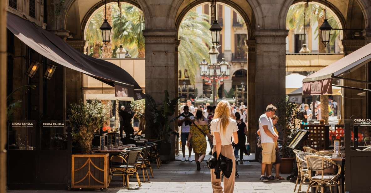 Barcelona: Private Custom Tour with a Local – Icons & Gems - The coffee and snack stop that actually feels useful