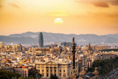 Barcelona: Private DAY TRIP Personalized City Tour - A 6-hour day that actually fits real energy