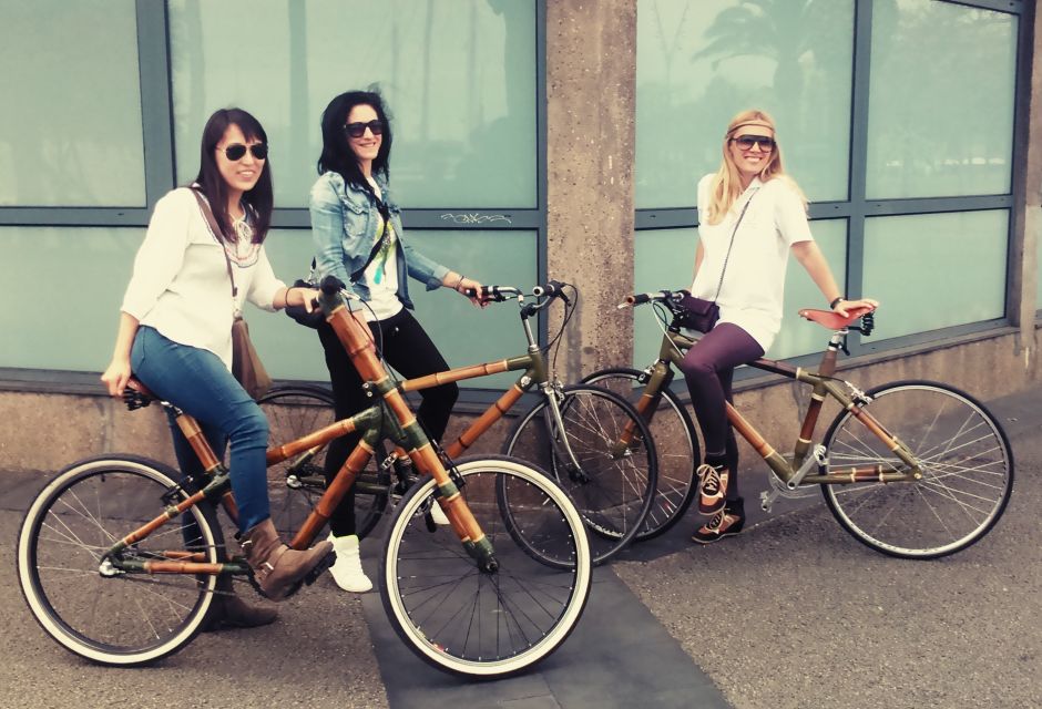 Barcelona: Private Highlights Tour by Bamboo Bicycle - Drinks, tapas, and a 2-course meal: using the extra hours well