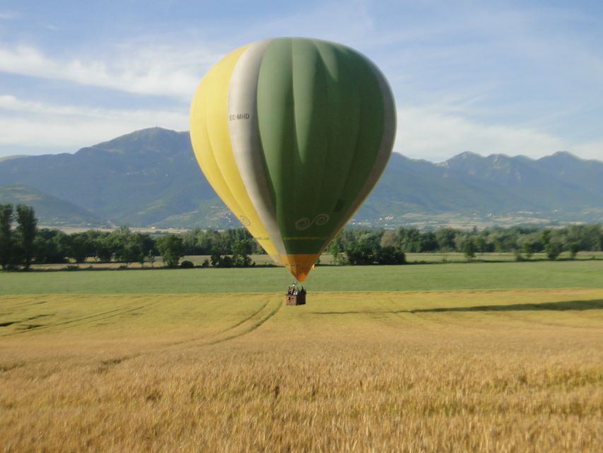 Barcelona: Private Hot Air Balloon Ride - Landing, cava toast, certificate, and your photo report