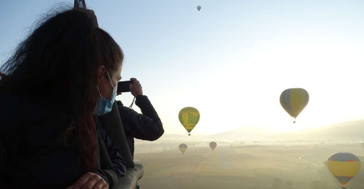 Barcelona: Private Hot Air Balloon Ride - Practical tips that make the morning easier
