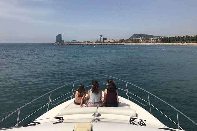 Barcelona Private Luxury Motor Yacht Sunset Cruise with Drinks - Timing and weather: how to catch the color show