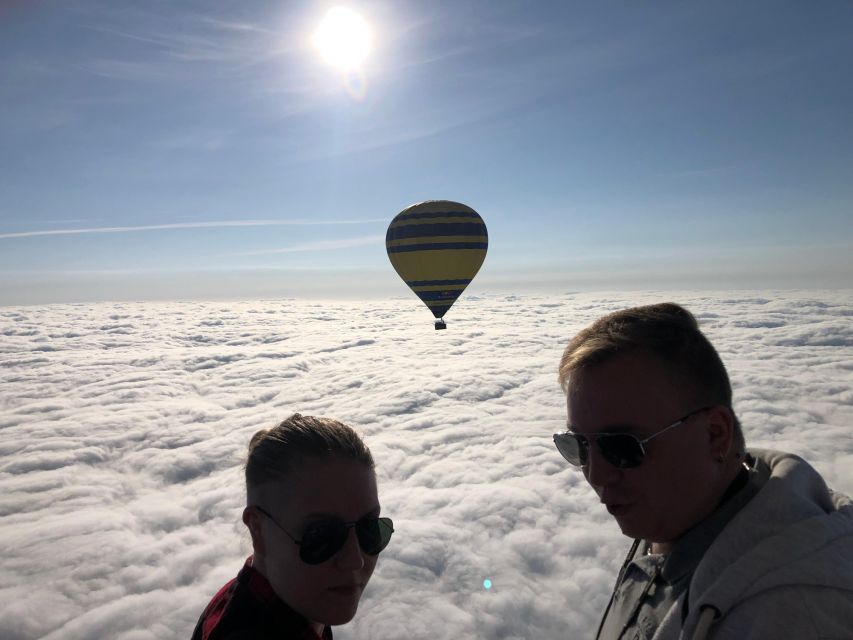 Barcelona: Private Romantic Balloon Flight - Pilot skills and the comfort of a smooth landing