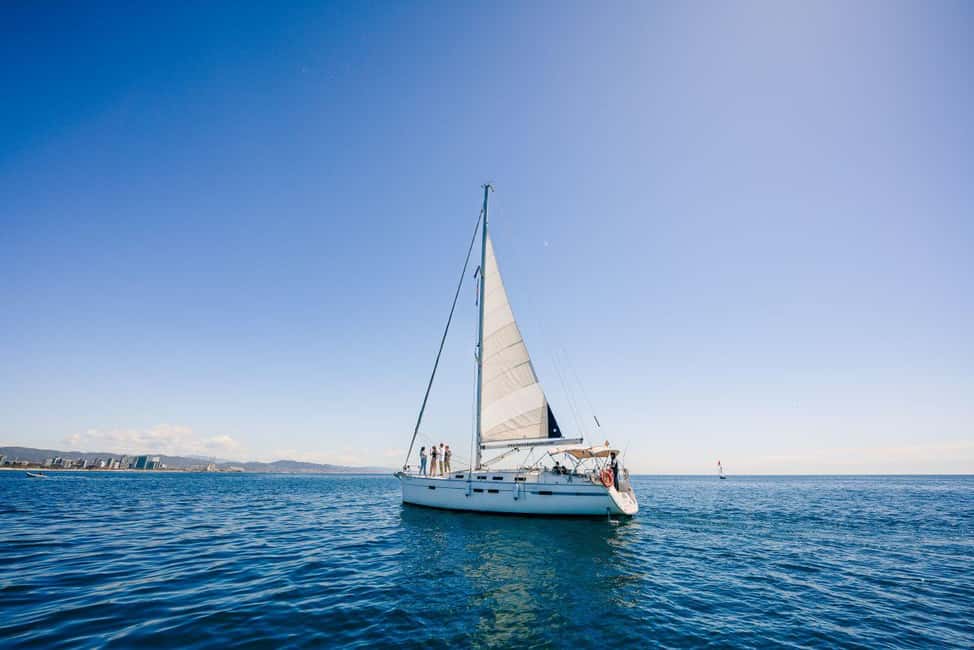 Barcelona: PRIVATE Sailing tour with drinks and snacks - Stop by stop: how to think about the route