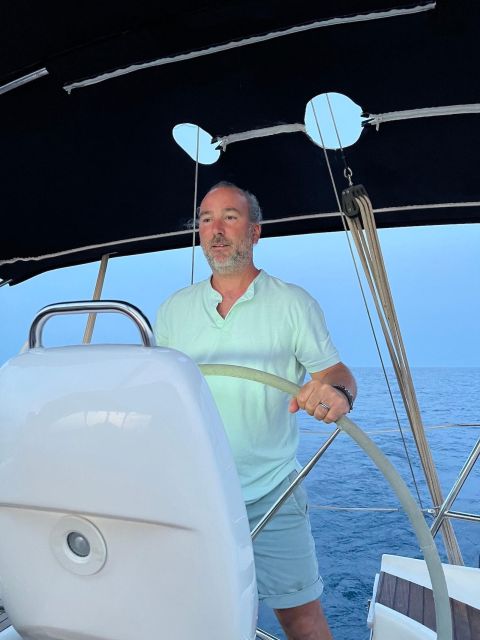 Barcelona: Private Sailing Yacht Cruise - FAQ
