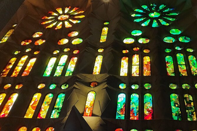 Barcelona Private Tour From Sant Pau to Sagrada Familia - Price and logistics: what you’re actually paying for