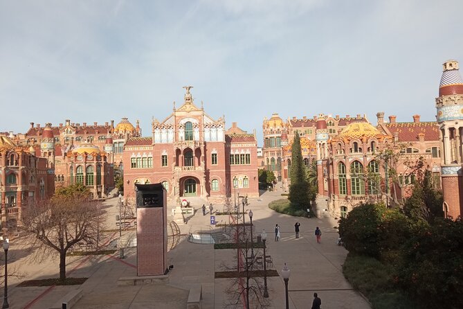 Barcelona Private Tour From Sant Pau to Sagrada Familia - Hospital Sant Pau: where art is part of the job