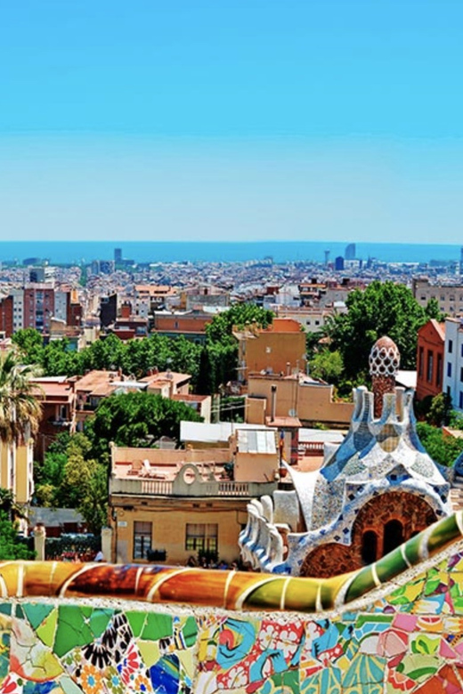 Barcelona Private Tour: Sagrada Familia,Park Güell & Pedrera - Food and coffee stops: practical breaks with real local flavor