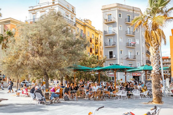 Barcelona Private Tours with Locals: 100% Personalized, See the City Unscripted - Harbor mornings and Picasso in medieval halls