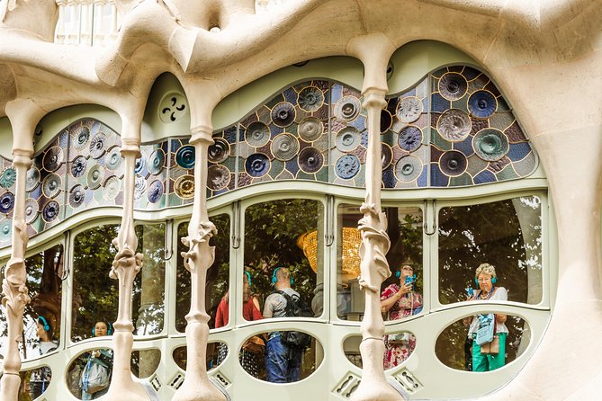 Barcelona Private Tours with Locals: 100% Personalized, See the City Unscripted - Gaudí’s street-level drama: Casa Batlló and La Pedrera