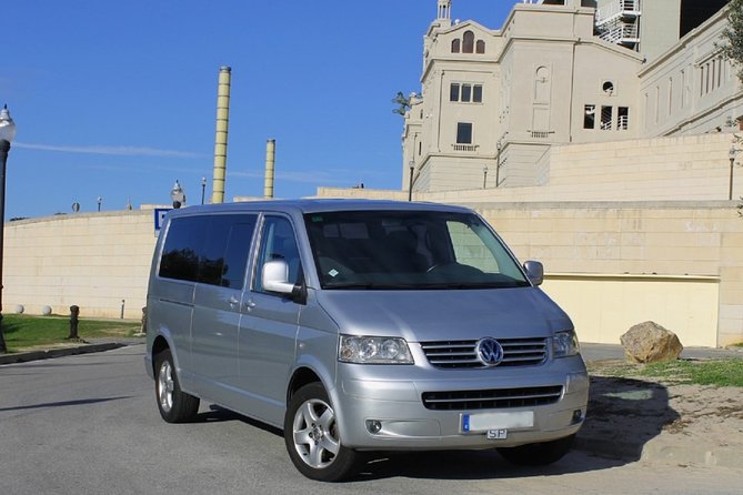 Barcelona Private Transfer: Cruise Port to Barcelona Airport - How the Vehicle Fits Your Group