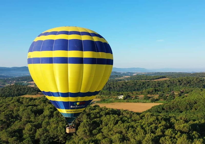 Barcelona Private VIP Balloon Flight with Pick-up Service - Montseny Natural Park and Montserrat: what your eyes will track