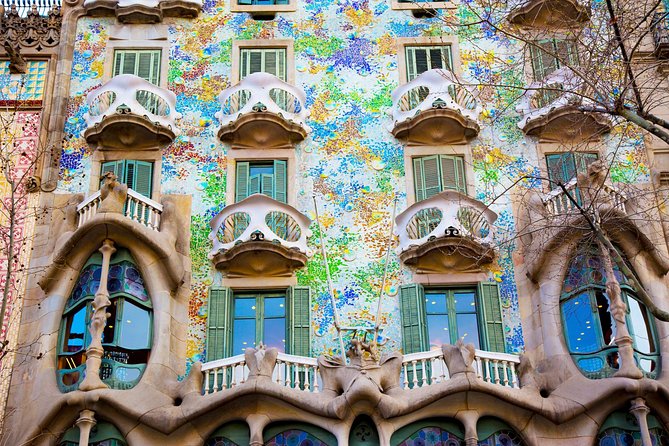 Barcelona Private Walking Tour through the City of Gaudi - Why this 3-hour Barcelona Gaudí walk works so well