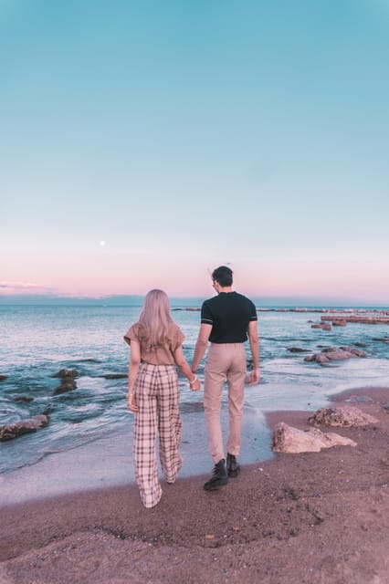Barcelona: Professional Private Photoshoot - Language and Group Type: What That Means for You