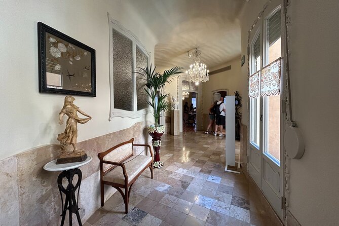 Barcelona: Reserved Entrance to Casa Mila (La Pedrera) with Audio - Quick decision guide: should you book?