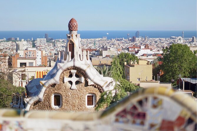 Barcelona: Reserved Group Entrance to Park Güell with Audio Guide - Park Güell’s Standout Scenes: Dragon Terrace, Mosaics, and Gaudí’s Stonework