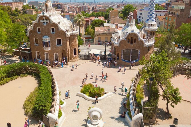 Barcelona: Reserved Group Entrance to Park Güell with Audio Guide - Getting There and Day-Planning: Make Park Güell Fit Your Barcelona Rhythm