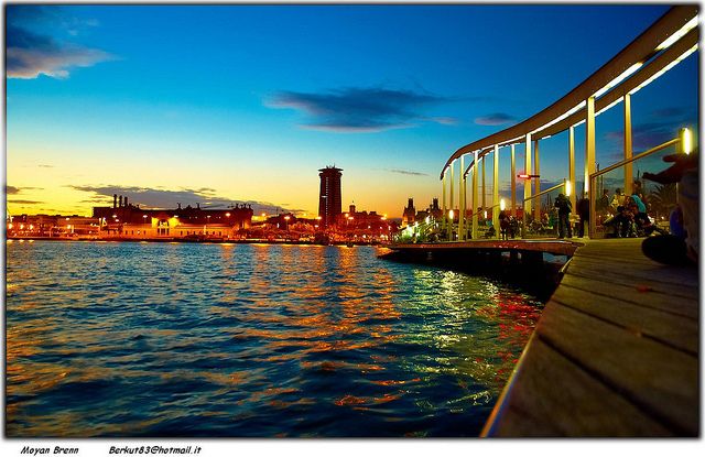 Barcelona: Romantic Private Sailing Tour - Why this Barcelona sunset sail feels extra romantic