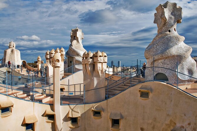 Barcelona: Sagrada Familia, Modernism and Gothic Quarter - General Archive Of The Crown of Aragon: Power Behind The Stones