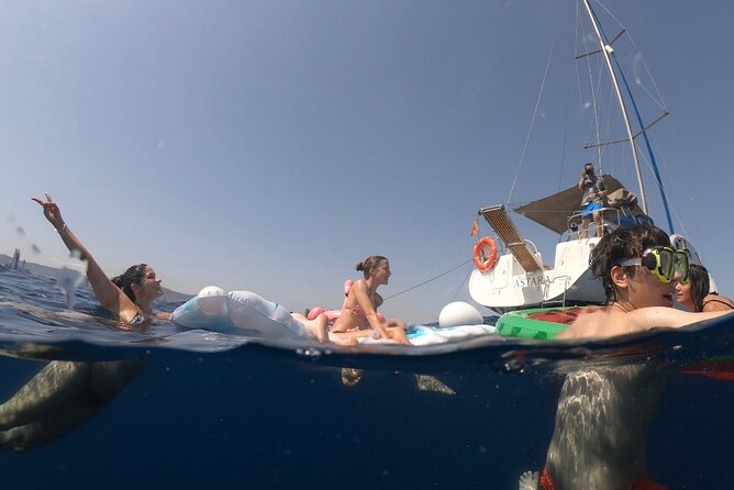 Barcelona Sailing Tour with Swimming, Snacks and Drinks - Barceloneta Beach: When the Tour Turns Into Water Time