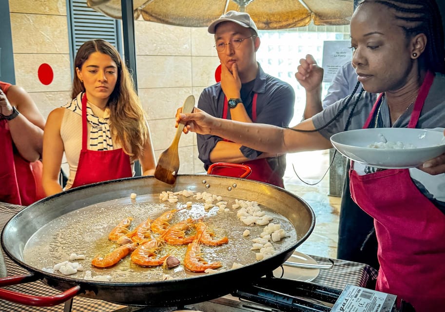 Barcelona: Seafood Paella ★Maestro★ & Tapas & Sangria - FAQ