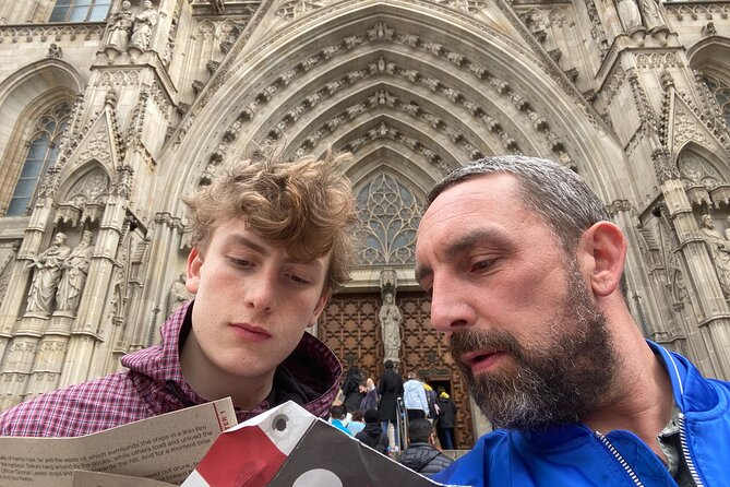 Barcelona Self-Guided Murder Mystery Tour by the Cathedral of Barcelona - Timing, walking pace, and who will enjoy it most