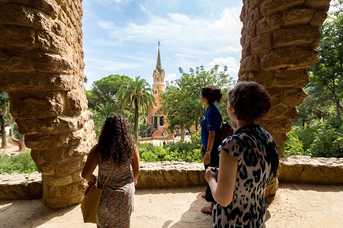 Barcelona: Skip-the-Line Gaudi's Park Guell Guided Tour - Optional Combo: Adding Sagrada Família to Your Gaudí Day
