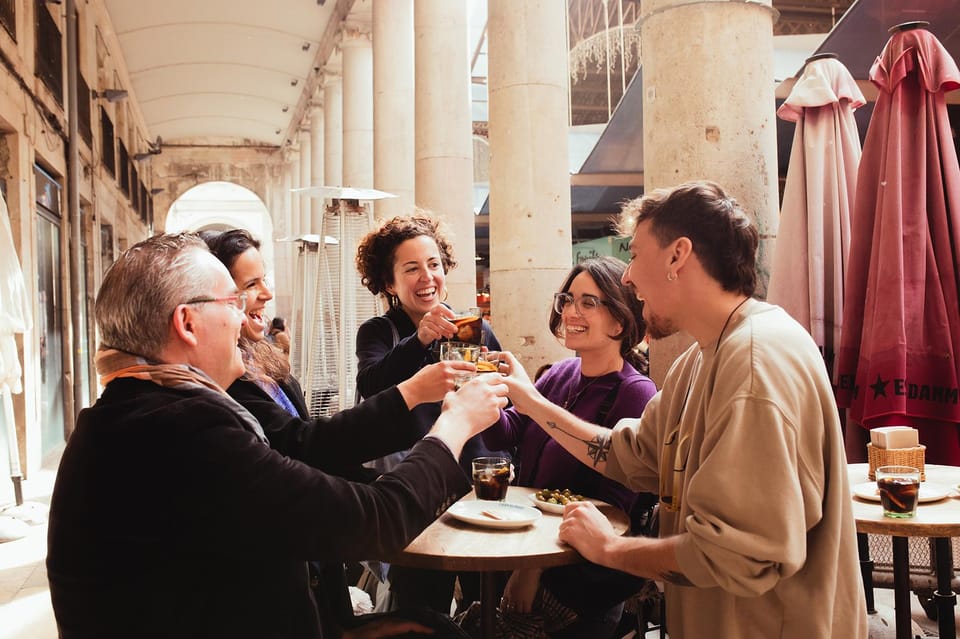 Barcelona: Small Group Gothic, Tapas & Churros Tour! - Bakery tasting + La Rambla stroll: you get your sweetness and your main street context