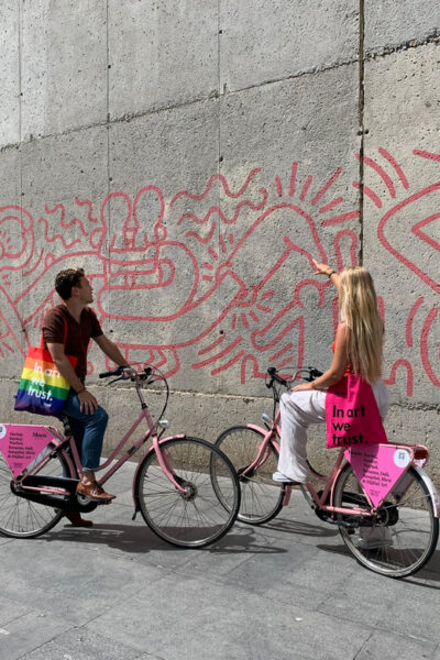 Barcelona | Street Art Bike tour - Meeting at Carrer dels Tallers 45 and packing like a pro
