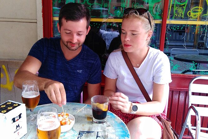 Barcelona Street Food Tour with Local Market & City Center Visit - Group size, walking pace, and comfort level