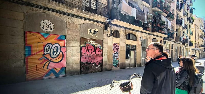 Barcelona | StreetArt Bike Tour Moco Museum - Ágora Benítez and the “Art in the Middle of Life” Feeling