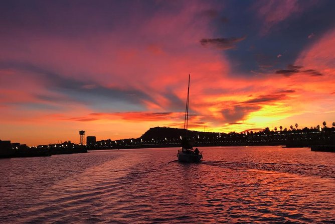 Barcelona Sunset and Day Sailing Cruise - Included Drinks and Snacks: More Than a Token Pour