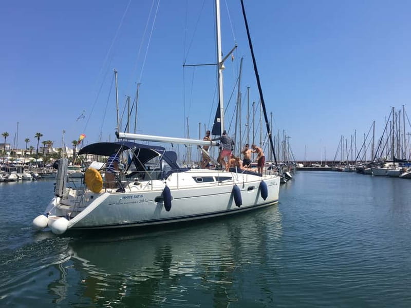 Barcelona: Sunset Boat Trip with Cava Wine and Snacks - Where to Meet: White Satin or Izabal at Mooring 1523/1524