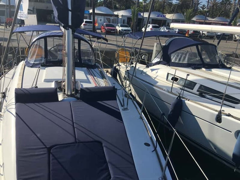Barcelona: Sunset Boat Trip with Cava Wine and Snacks - Price and Value: Is $44 Reasonable for a Sunset Sail?