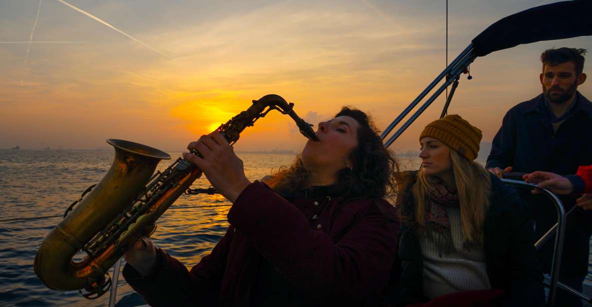 Barcelona: Sunset Live Sax and Sailing Experience with Tapas - Getting on the Bombon at Port Olímpic