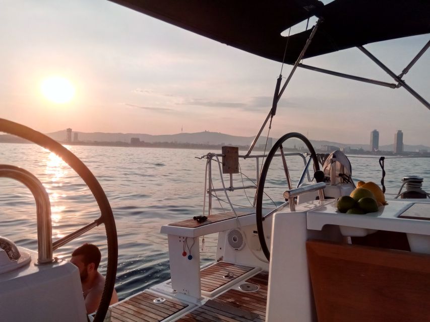 Barcelona: Sunset Sailing Tour with Open Bar & Snacks - Marina Port Vell and the Sunset Push: How the Timing Shapes the Views