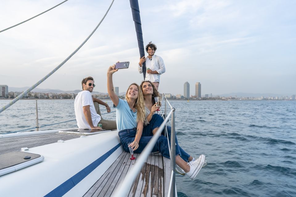 Barcelona Sunset Sailing with Gin Tonic Workshop Option - Your 2-Hour Plan: How the Timing Feels on the Water