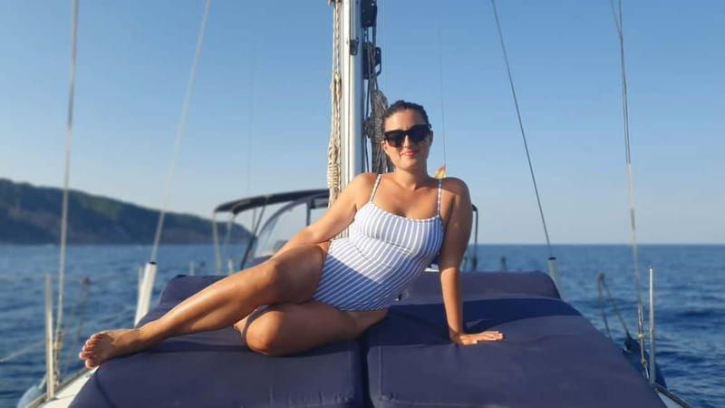 Barcelona: Sunset Skyline Cruise with Cava and Snacks - Key highlights you’ll care about