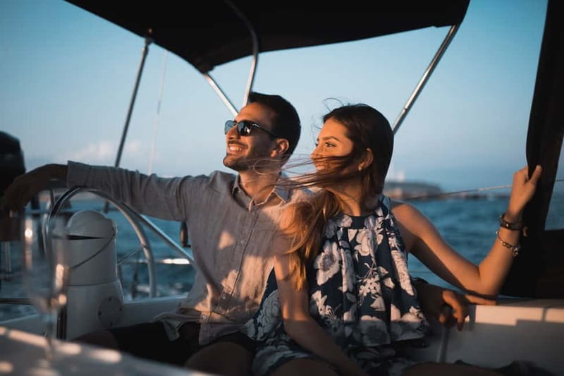 Barcelona: Sunset Skyline Cruise with Cava and Snacks - Group size and crew: why small matters on a boat