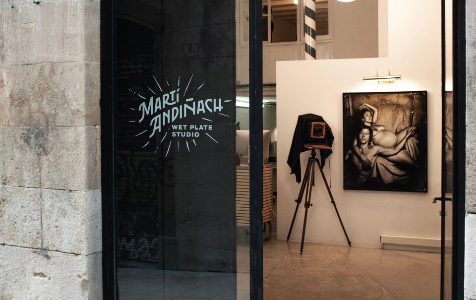Barcelona: Take your portrait with a 19th century process - Should You Book This Barcelona Wet-Plate Portrait Session?