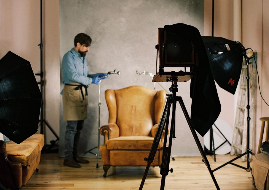 Barcelona: Take your portrait with a 19th century process - The Chemistry and Darkroom Moments You Can Actually Watch