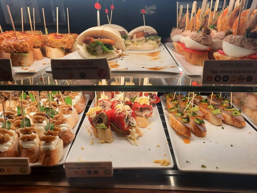 Barcelona: Tapas and Pintxos Tour with Crema Catalana - Small group comfort: what it feels like in practice