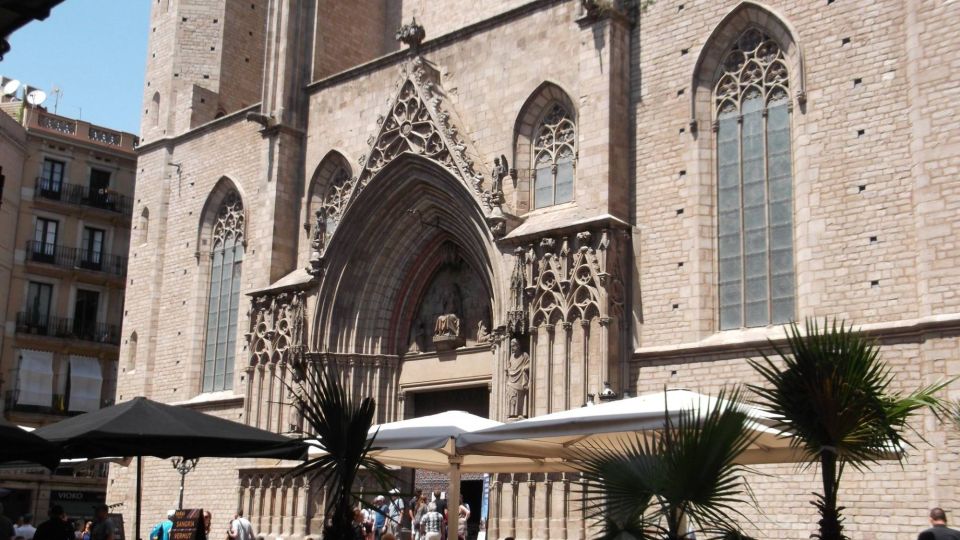 Barcelona: Tapas & Picasso Museum Guided Walking Tour - Price and Value: What $105 Buys You in Art + Food Time