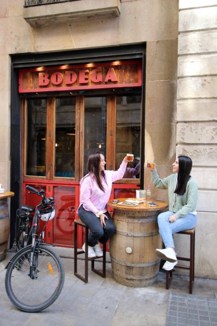 Barcelona: Tapas Tasting Tour by Regular Bike or E-Bike - Sagrada Família Photo Stop: More Than a Single Look